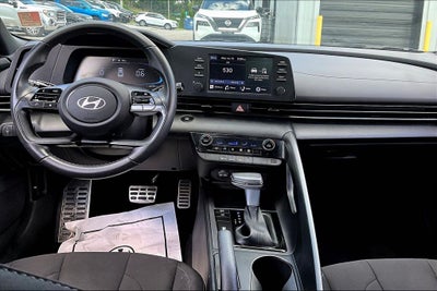 2025 Hyundai Elantra SEL Sport