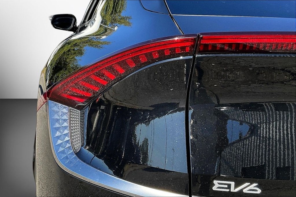 2023 Kia EV6 Wind