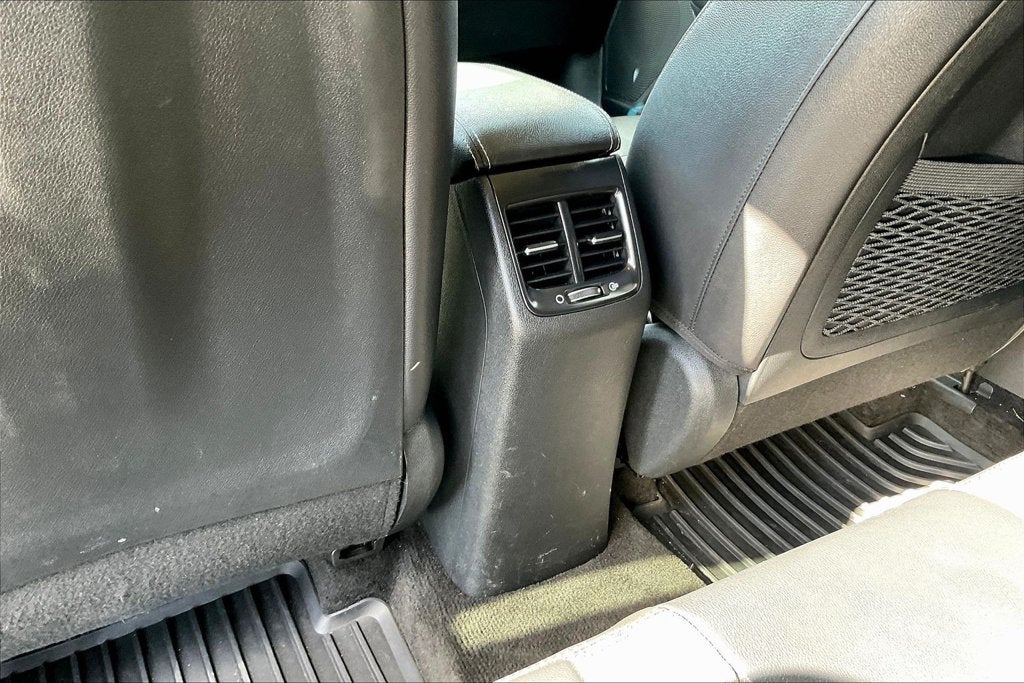 2020 Kia Niro Plug-In Hybrid EX