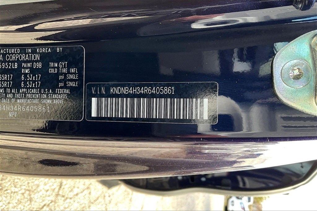 2024 Kia Carnival LX Seat Package