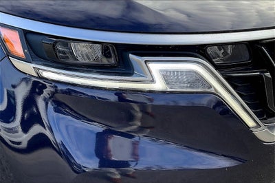 2024 Kia Carnival LX Seat Package