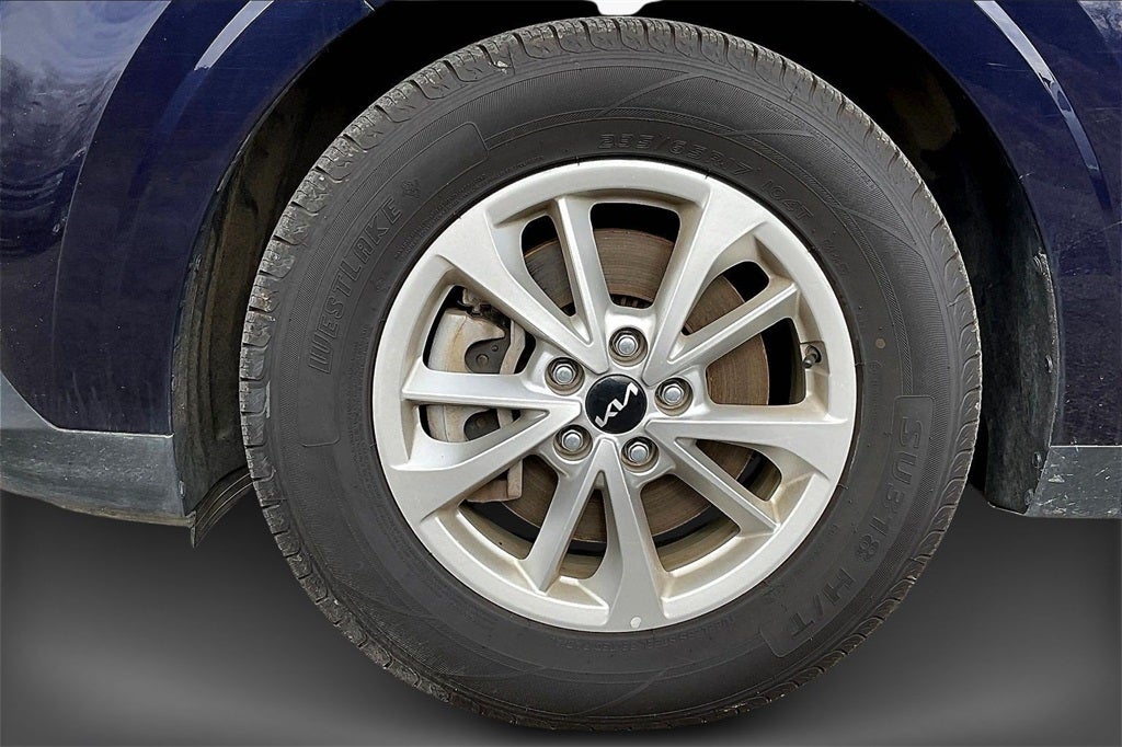 2024 Kia Carnival LX Seat Package