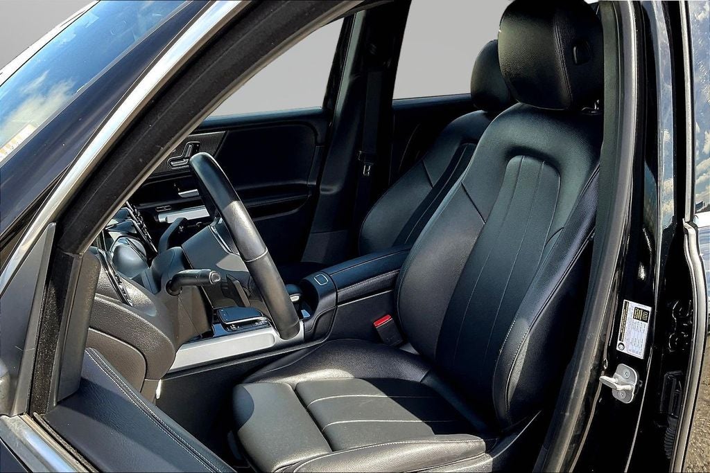 2023 Mercedes-Benz GLB GLB 250 4MATIC®