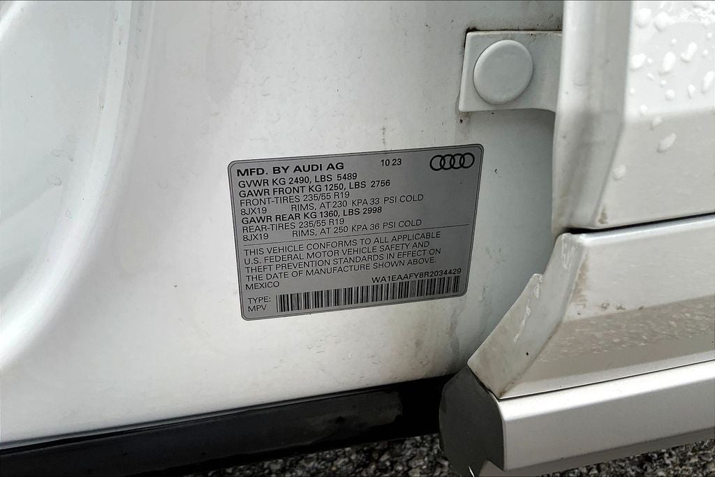 2024 Audi Q5 45 S line Premium quattro