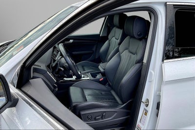 2024 Audi Q5 45 S line Premium quattro