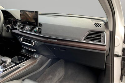 2024 Audi Q5 45 S line Premium quattro