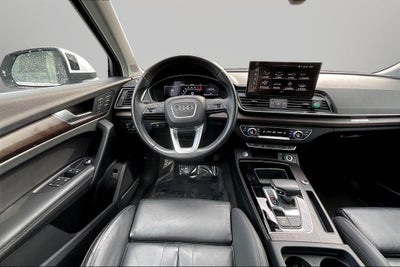 2024 Audi Q5 45 S line Premium quattro