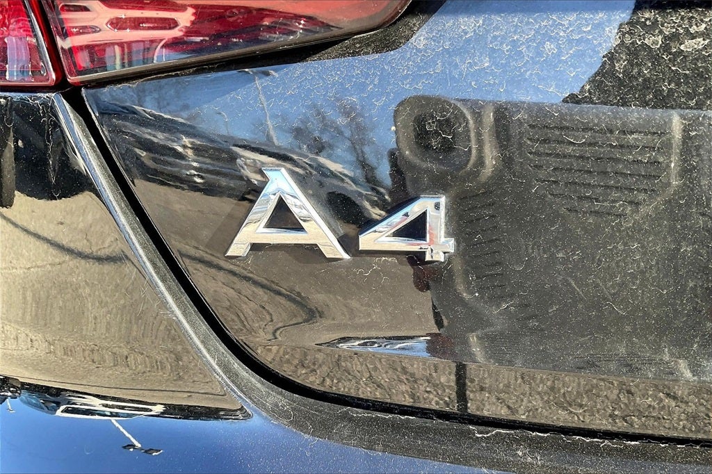 2023 Audi A4 45 S line Premium Plus quattro