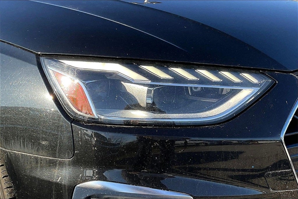 2023 Audi A4 45 S line Premium Plus quattro