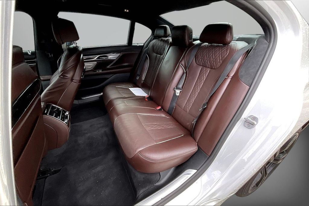 2016 BMW 7 Series 750i
