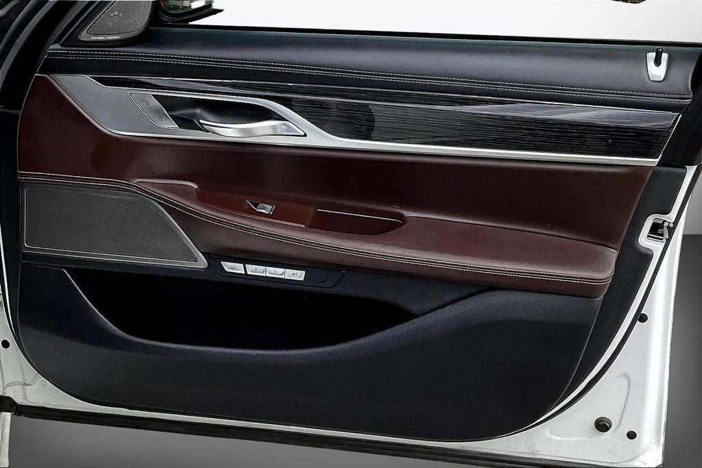 2016 BMW 7 Series 750i
