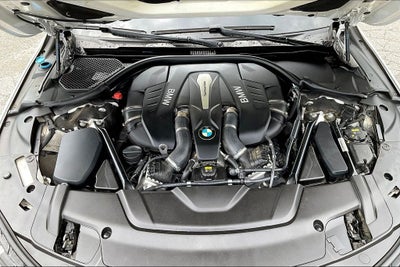 2016 BMW 7 Series 750i