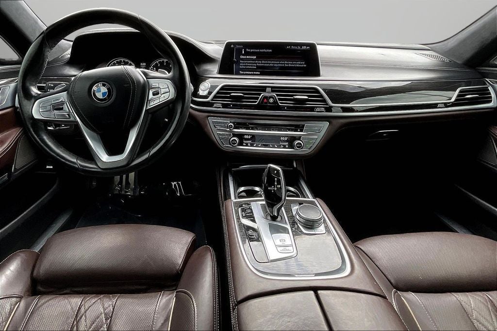 2016 BMW 7 Series 750i