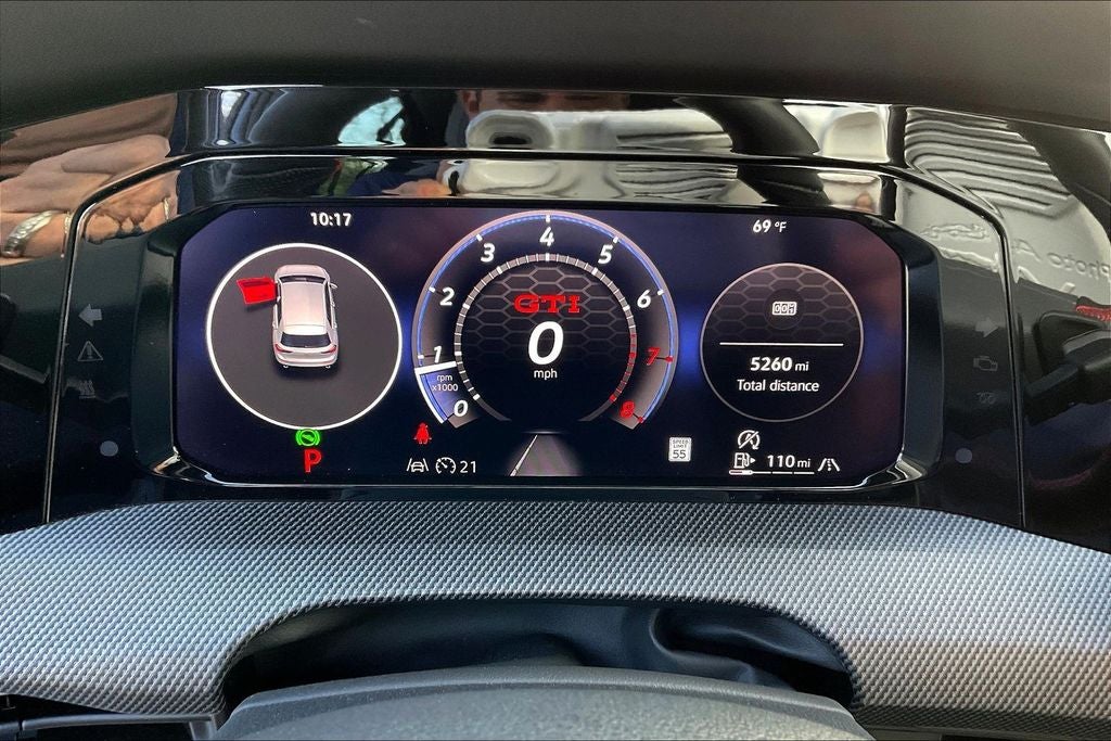 2025 Volkswagen Golf GTI 2.0T SE