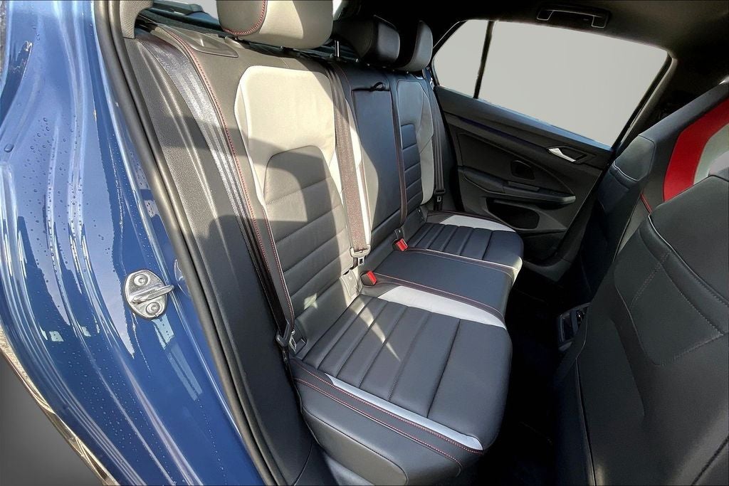 2025 Volkswagen Golf GTI 2.0T SE