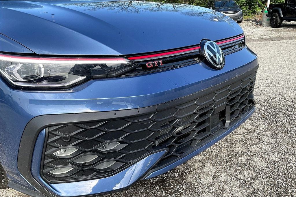 2025 Volkswagen Golf GTI 2.0T SE