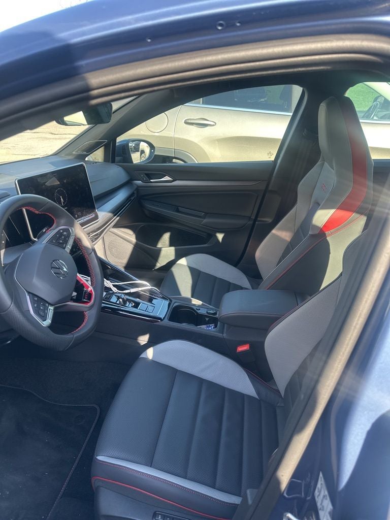 2025 Volkswagen Golf GTI 2.0T SE