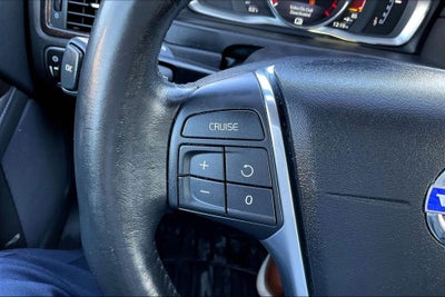 2016 Volvo XC70 T5 Premier