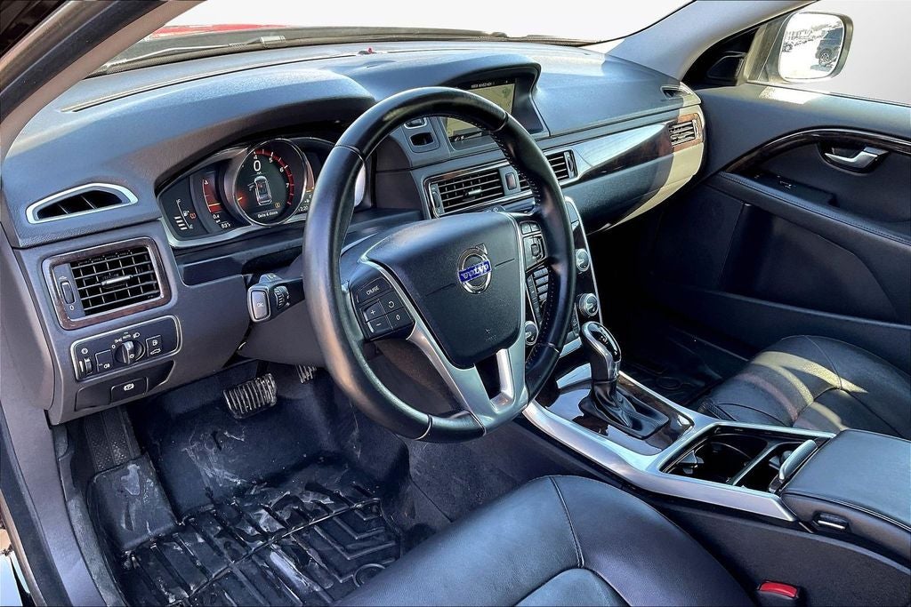 2016 Volvo XC70 T5 Premier