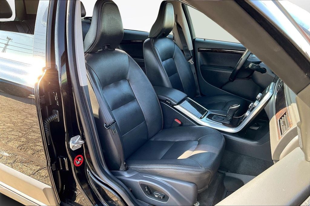 2016 Volvo XC70 T5 Premier