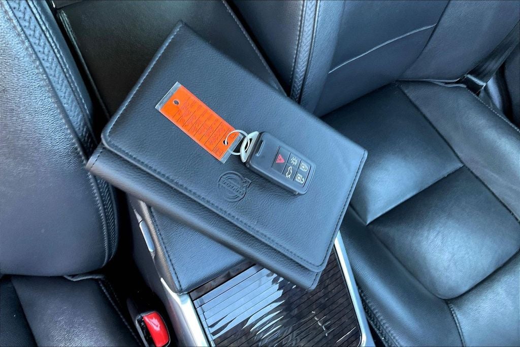 2016 Volvo XC70 T5 Premier