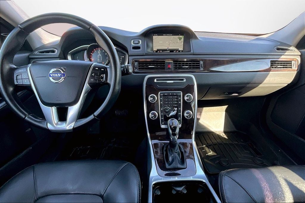 2016 Volvo XC70 T5 Premier