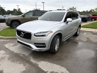 2018 Volvo XC90 T6 Momentum