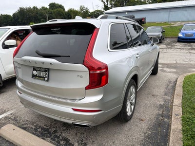 2018 Volvo XC90 T6 Momentum