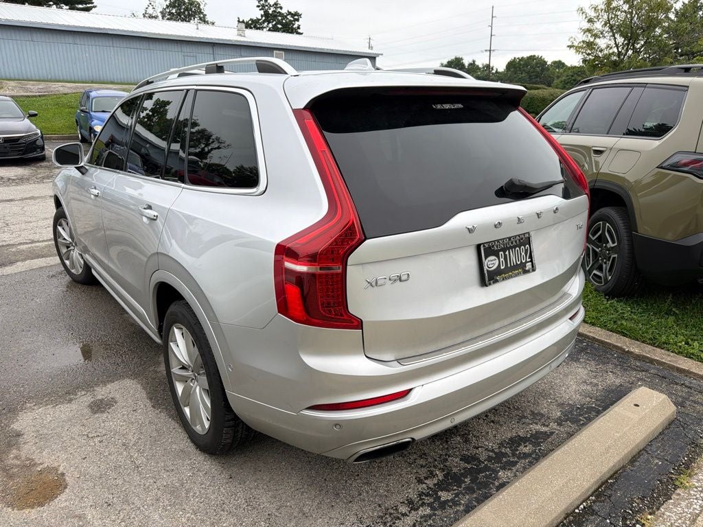 2018 Volvo XC90 T6 Momentum