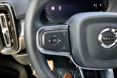 2024 Volvo XC40 B5 Core