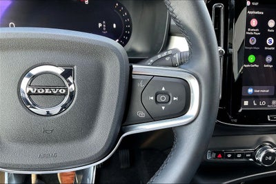 2024 Volvo XC40 B5 Core