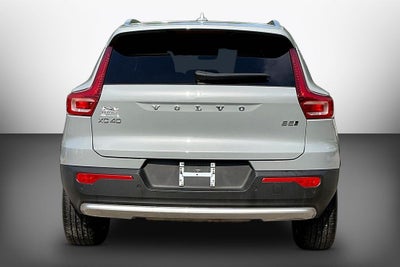 2024 Volvo XC40 B5 Core