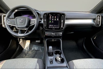 2024 Volvo XC40 B5 Core