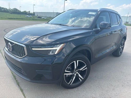 2024 Volvo XC40 B5 Core