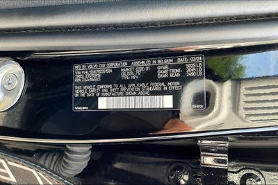 2024 Volvo XC40 B5 Core