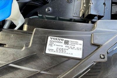 2024 Volvo XC40 B5 Core