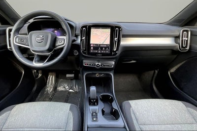 2024 Volvo XC40 B5 Core
