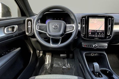 2024 Volvo XC40 B5 Core